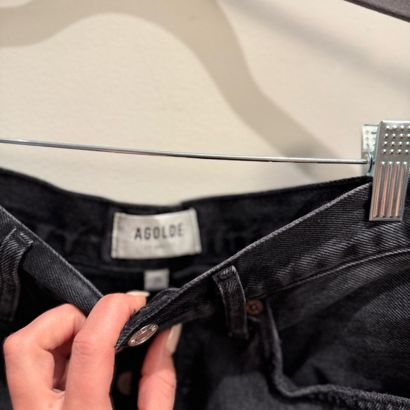 AGOLDE Dee Black Jean Shorts Womens Size 25 - Picture 4 of 11